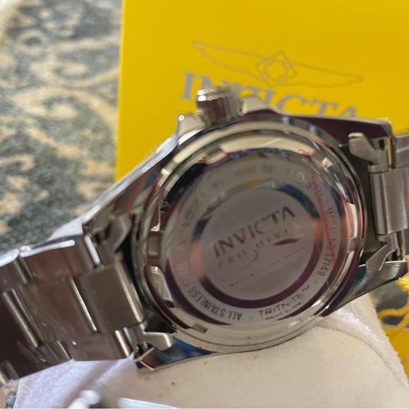 Womens INVICTA Pro Diver Stainless Steel, Black Dial NEW IN BOX - Picture 3 of 6